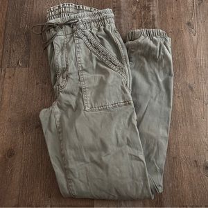 American Eagle Cargo Pants